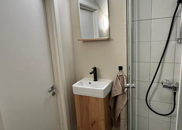 Cozy Top-floor With Arctic Cathedral View Appartement *